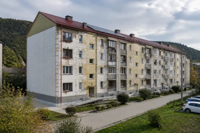 Blocul 18A din Uricani, reabilitare energetică de peste 3 milioane de lei Blocul 18A din Uricani, reabilitare energetică de peste 3 milioane de lei