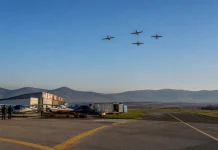 Campionatele Europene de acrobație aeriană revin la Deva. Competițiile încep pe 18 septembrie Campionatele Europene de acrobație aeriană revin la Deva. Competițiile încep pe 18 septembrie