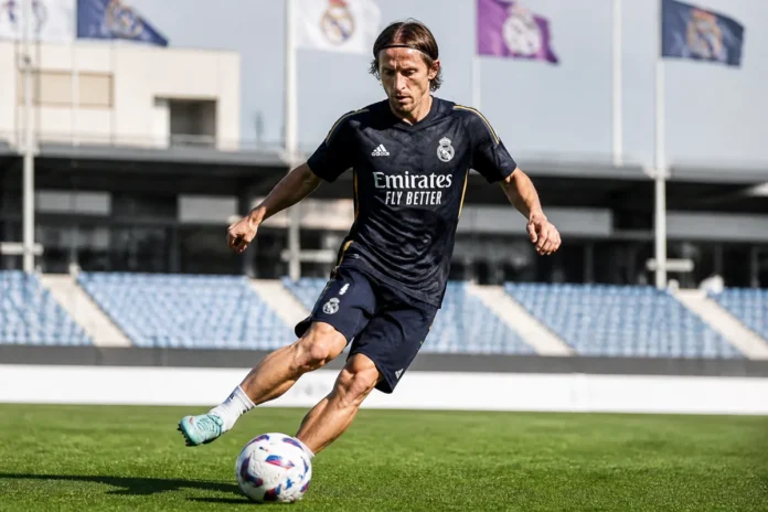 luka-modric-la-41-de-ani-i-a-g-sit-echip-dup-desp-r-irea-de-real-madrid