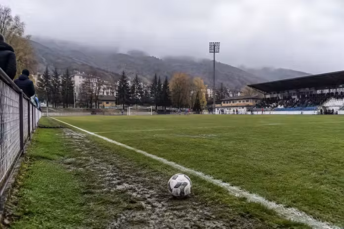 Minerul Lupeni a împărțit punctele cu FC Păușești-Otăsău, scor 1-1 Minerul Lupeni a împărțit punctele cu FC Păușești-Otăsău, scor 1-1